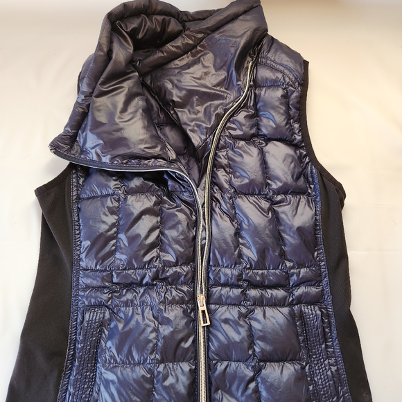 Womens Calvin Klein Performance Premium Down Puffer Vest Small Blue/Purple - Picture 2 of 15